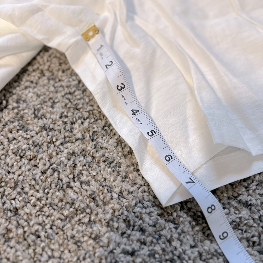 High Waist Pleated Women’s Shorts - White - Picture 15 of 16